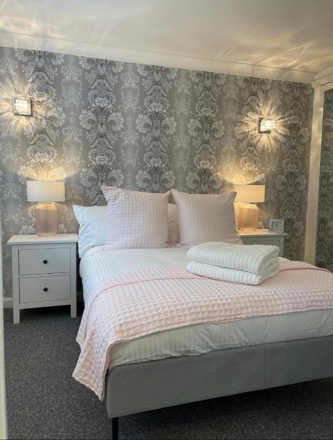 Modern + Secluded 3 Bed, 10 Mins Into City Centre Spixworth Exterior foto